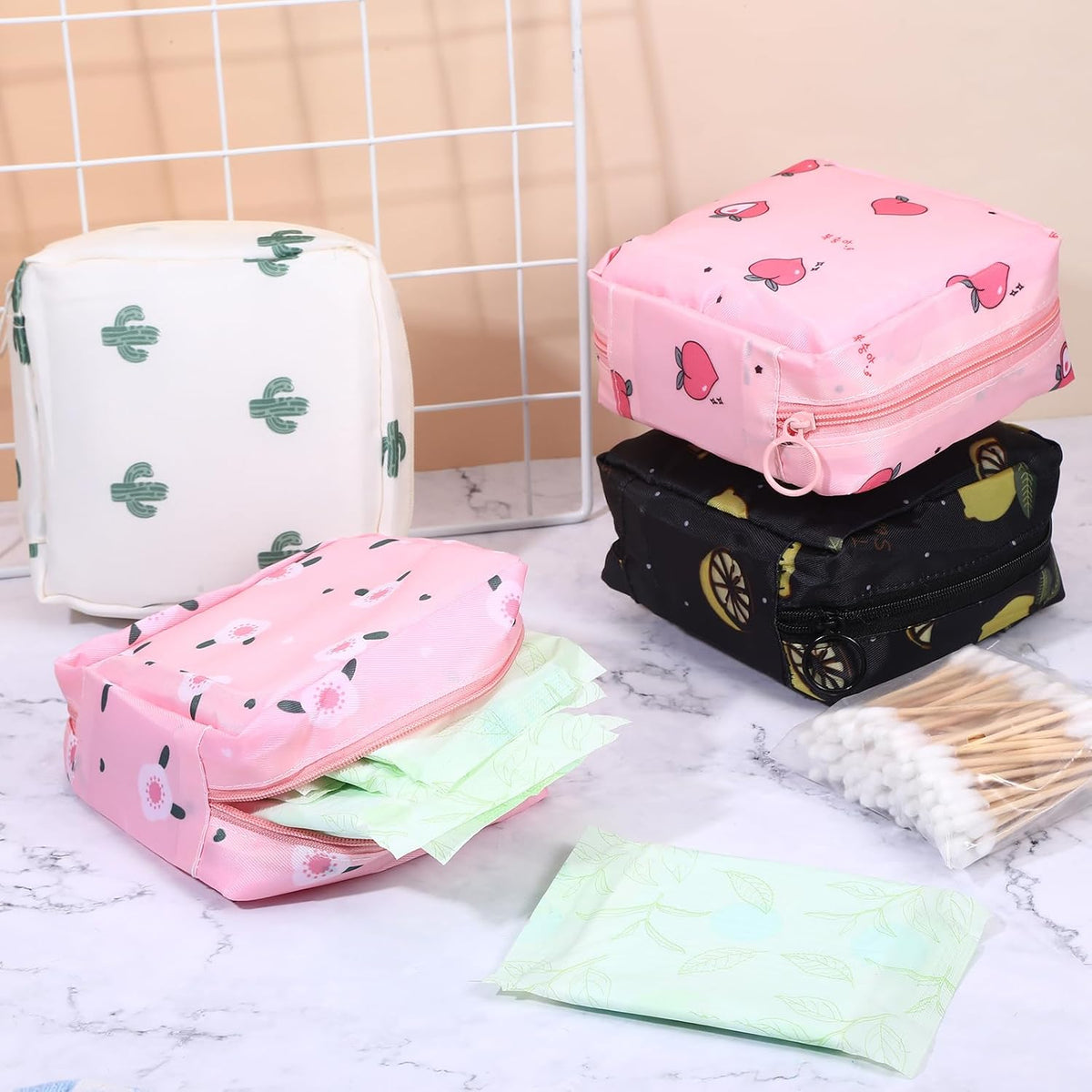 4 PCS Sanitary Napkin Storage Bag, Menstrual Pad Zipper Period Pouch Portable Period Bag Panty Liners, Pad Pouch with Zipper for Women Ladies Daily Use Purse Travel(4 Patterns)